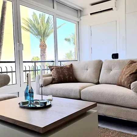 La Roca Calle Brasil 2 Bed With Sea Views Short Walk To The And Nogalera By Namaste Elite Apartament Torremolinos