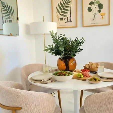 La Roca Calle Brasil 2 Bed With Sea Views Short Walk To The And Nogalera By Namaste Elite * Torremolinos
